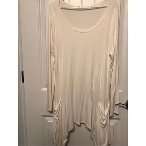 Soft, long sleeve White tunic